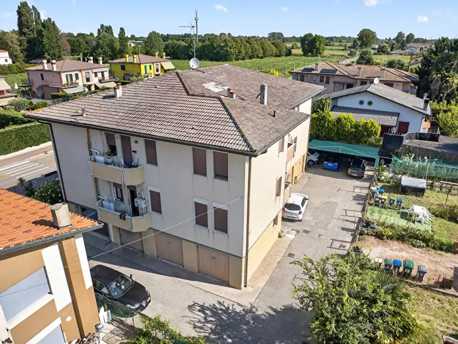 Immagine 46 di Casa trifamiliare in vendita  a Campagna Lupia