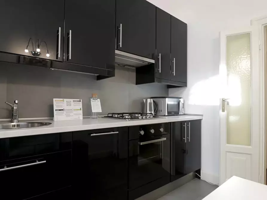 Immagine 7 di Casa trifamiliare in vendita  in Via Luigi Vanvitelli, 49 a Milano