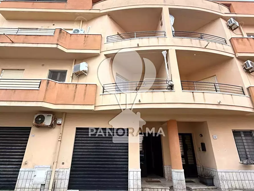 Immagine 4 di Casa trifamiliare in vendita  in Via IV Novembre a Balestrate