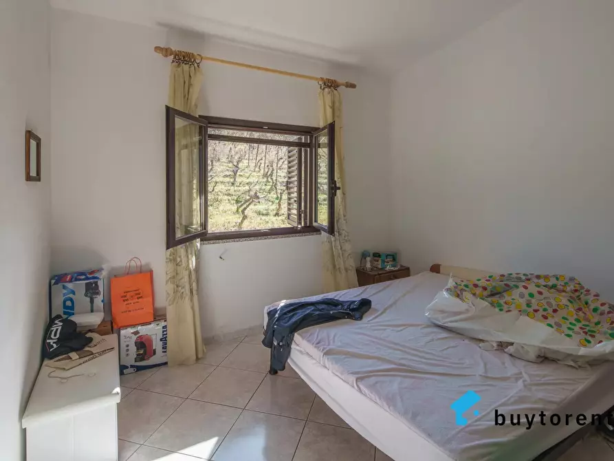 Immagine 23 di Casa trifamiliare in vendita  in Strada Comunale Magomadas - Turas a Birori