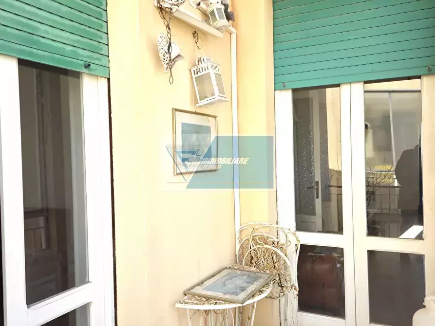 Immagine 5 di Casa trifamiliare in vendita  a Noto