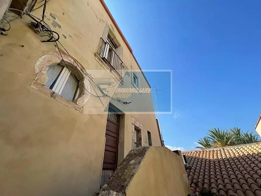 Immagine 12 di Casa trifamiliare in vendita  a Siracusa