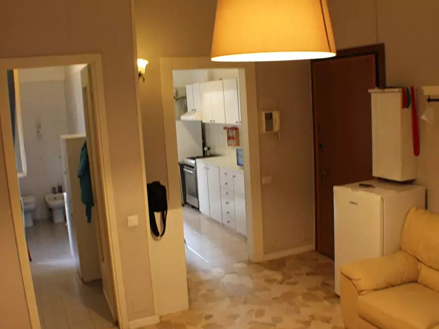 Immagine 8 di Casa trifamiliare in affitto  a Milano