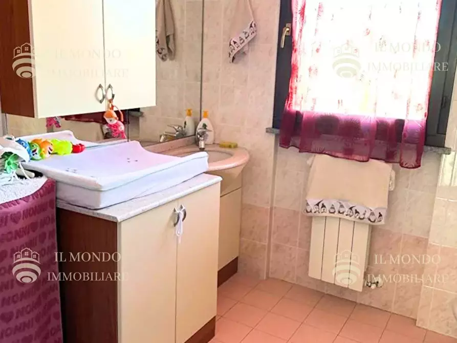 Immagine 25 di Casa trifamiliare in vendita  in Via Cutoli, 3. a Cerro Al Lambro