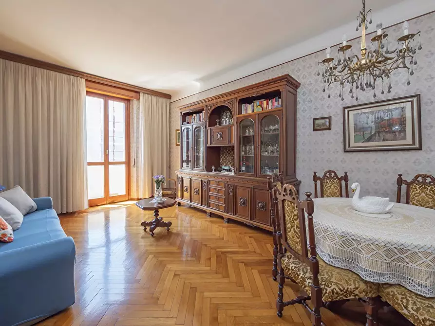Immagine 1 di Casa trifamiliare in vendita  in Via Giovanni Antonio Amadeo, 37 a Milano