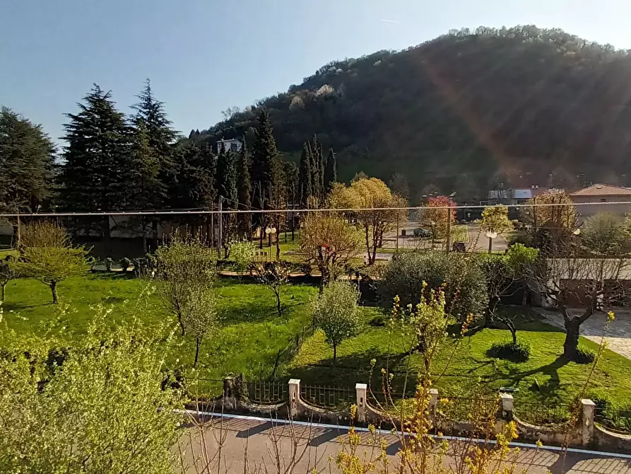 Immagine 35 di Terreno edificabile in vendita  a Refrontolo