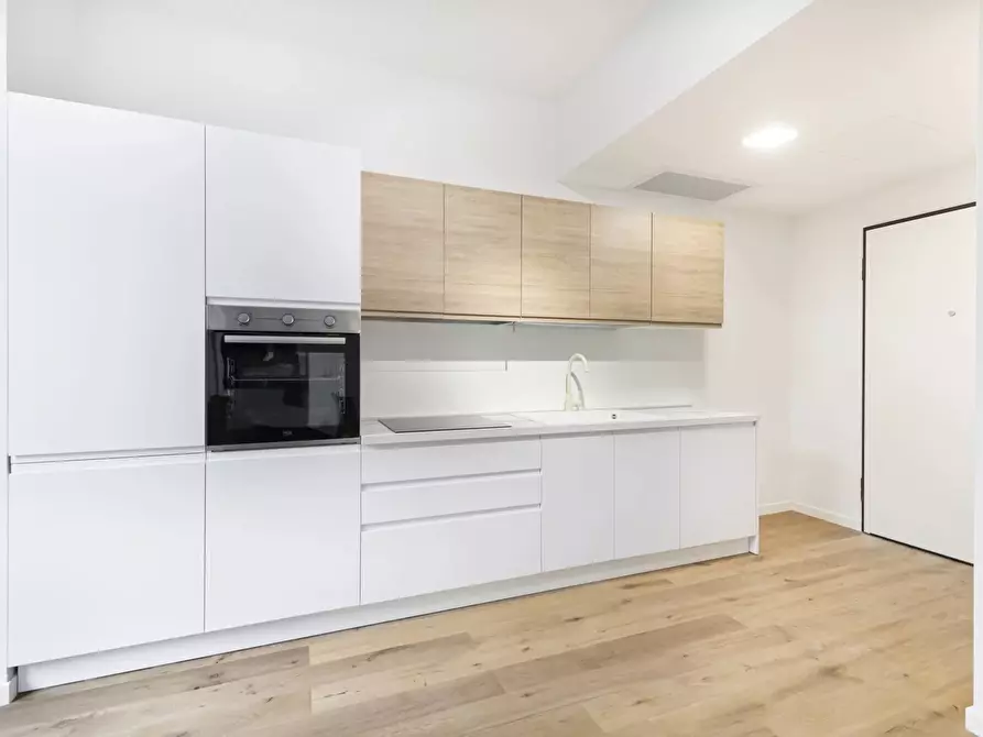 Immagine 10 di Casa trifamiliare in affitto  in Via Ravenna, 14 a Milano