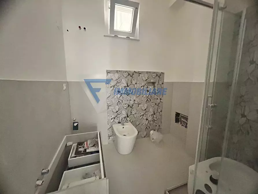 Immagine 13 di Casa trifamiliare in vendita  in via monte bianco a Siracusa