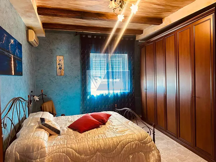 Immagine 11 di Casa trifamiliare in vendita  in Via Salso, 8 a Buccheri