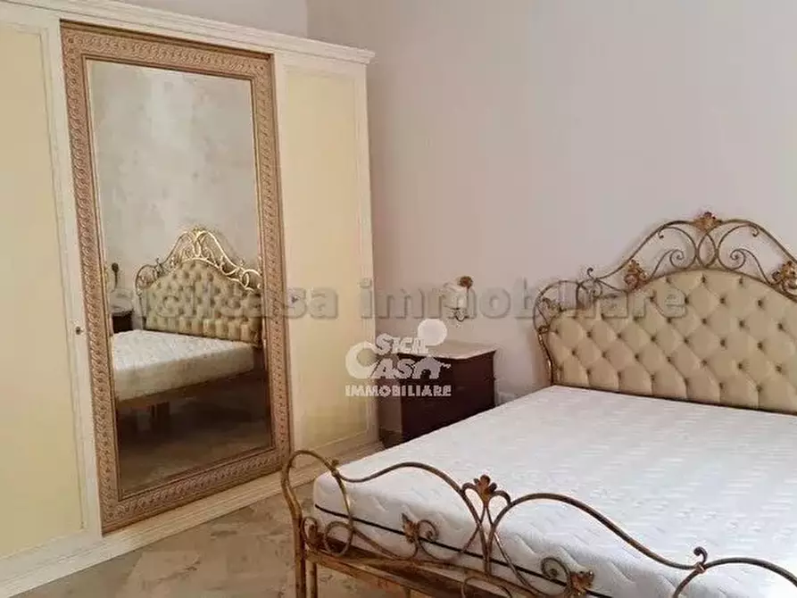 Immagine 11 di Casa trifamiliare in vendita  a Marsala