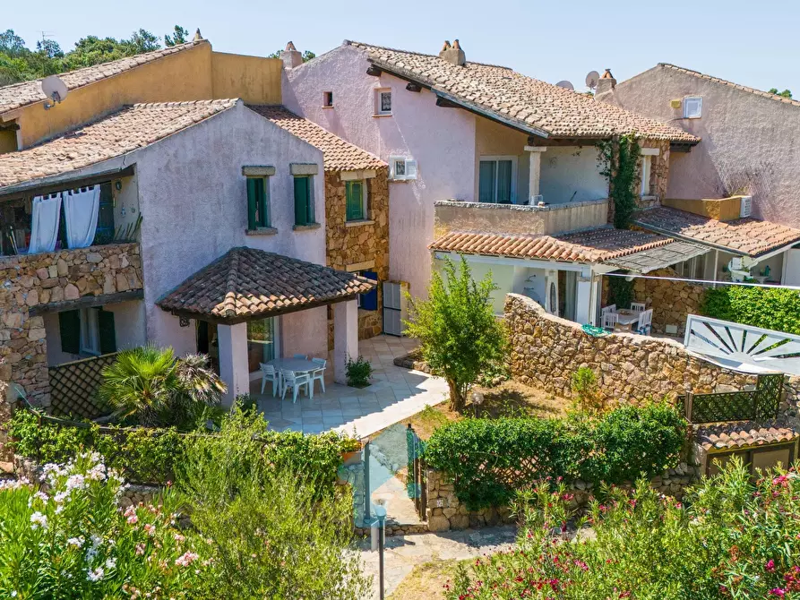 Immagine 33 di Casa trifamiliare in vendita  in Via Porto Rotondo, 16. a Olbia