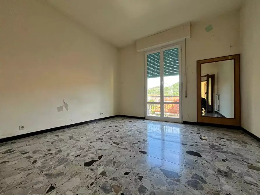 Immagine 7 di Casa trifamiliare in vendita  a Avegno