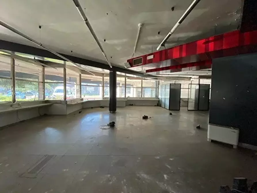 Immagine 1 di Attico in vendita  a Bernate Ticino