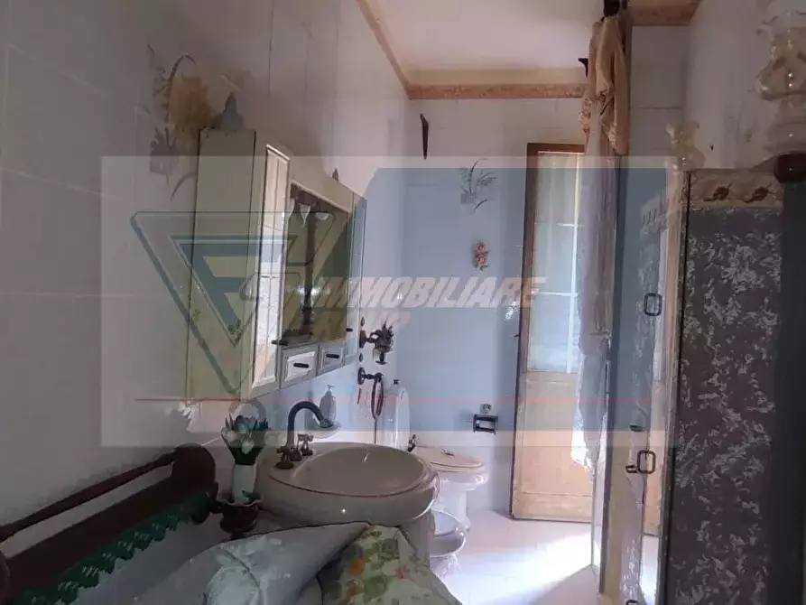 Immagine 7 di Casa trifamiliare in vendita  in Via Caltagirone a Siracusa