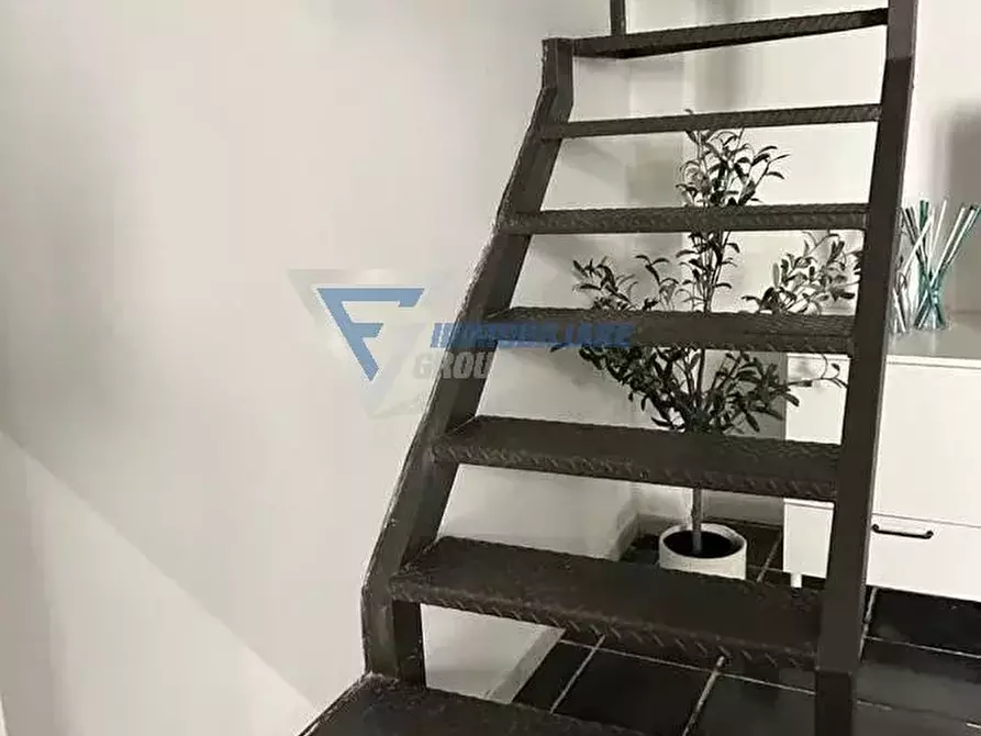 Immagine 10 di Casa trifamiliare in vendita  in VIA CALATAFIMI a Siracusa