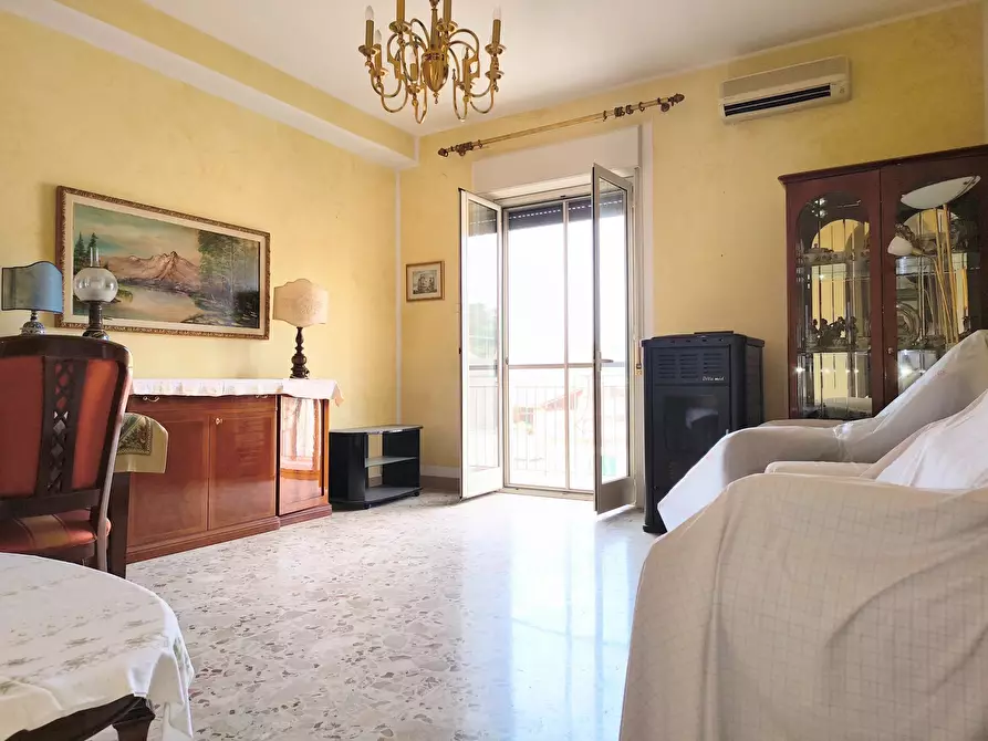 Immagine 3 di Casa trifamiliare in vendita  in Via San Nicolò a Messina