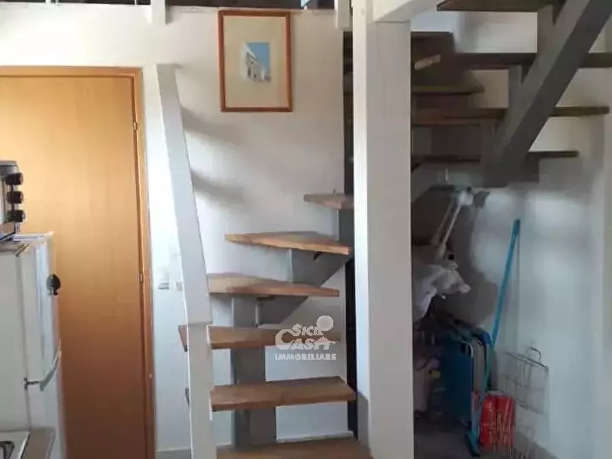 Immagine 1 di Casa trifamiliare in affitto  a Marsala