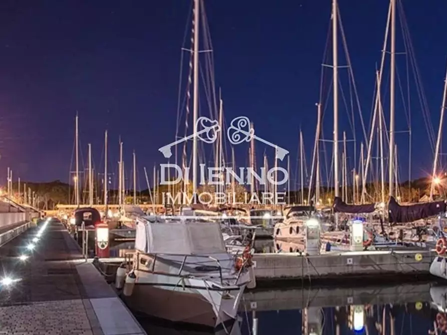 Immagine 3 di Negozio in vendita  in Marina di Grosseto a Grosseto