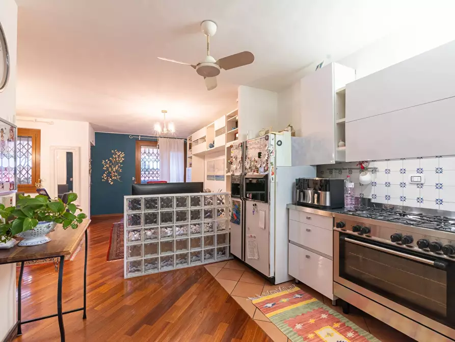 Immagine 4 di Terreno edificabile in vendita  in Via Volturno a Buccinasco