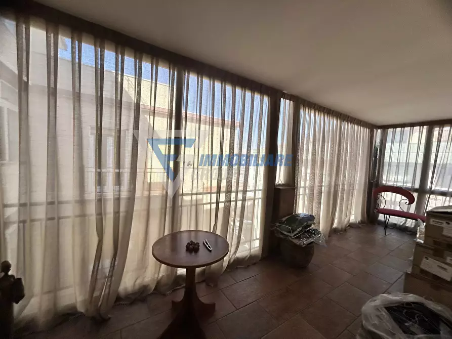 Immagine 3 di Casa trifamiliare in vendita  in Via Augusta a Siracusa