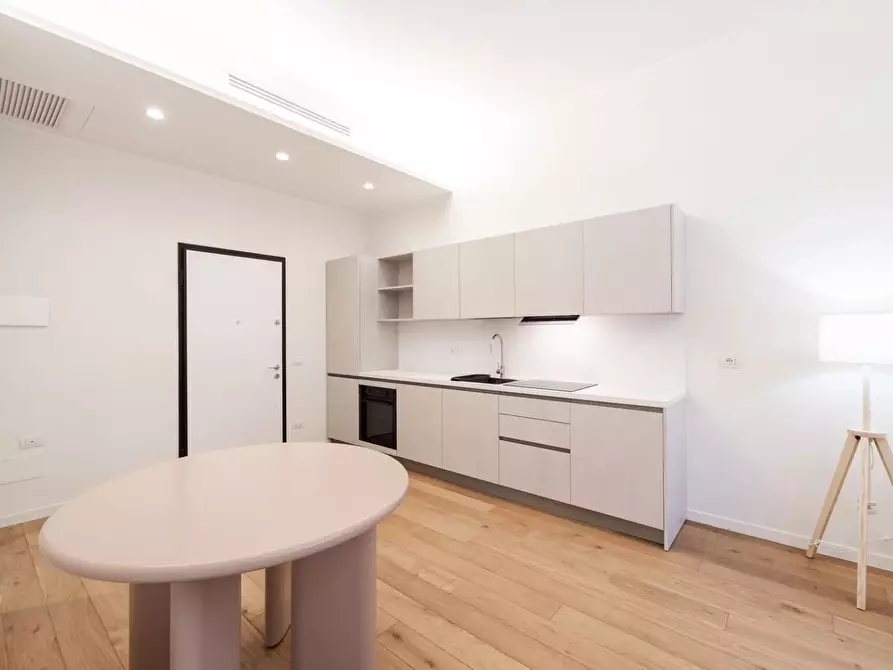 Immagine 4 di Casa trifamiliare in affitto  in Viale Coni Zugna, 6 a Milano