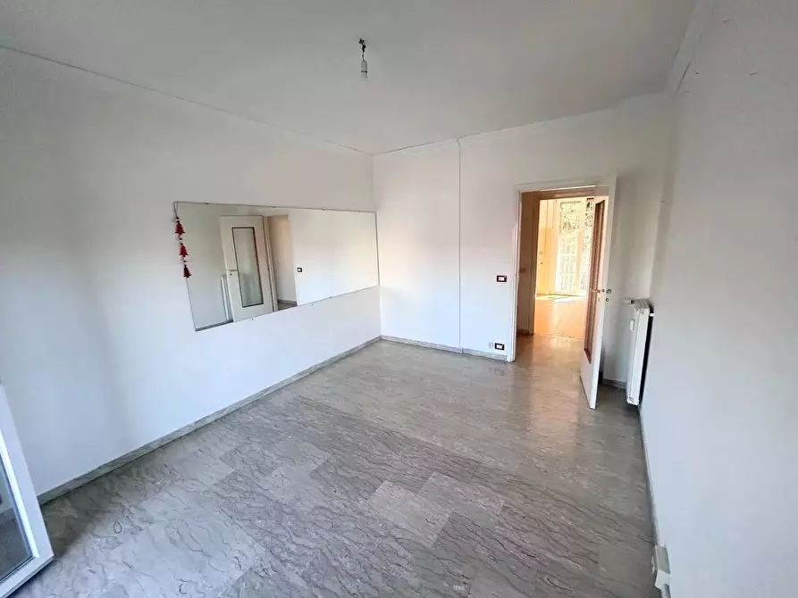 Immagine 6 di Casa trifamiliare in vendita  a Ventimiglia