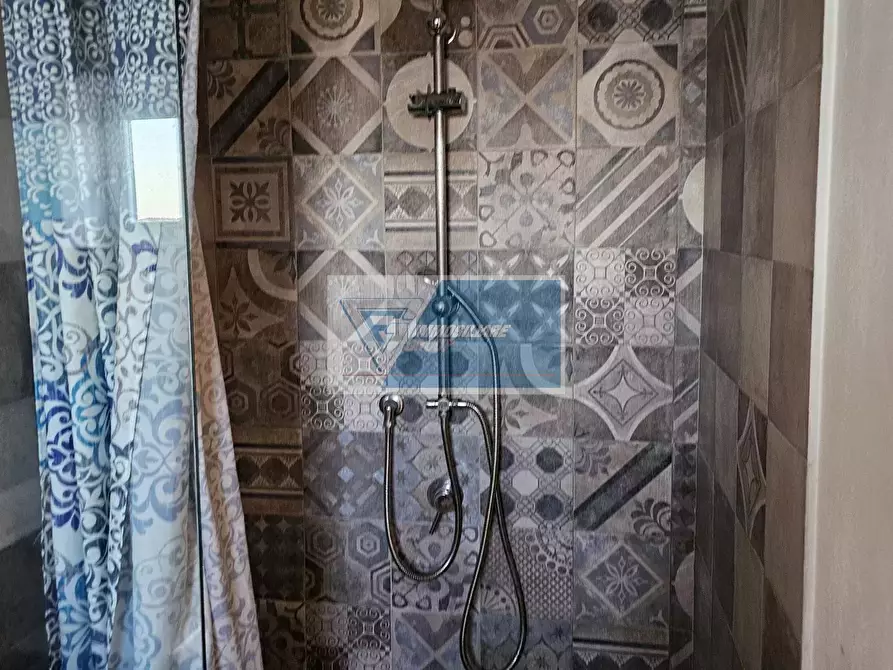 Immagine 10 di Casa trifamiliare in vendita  a Noto