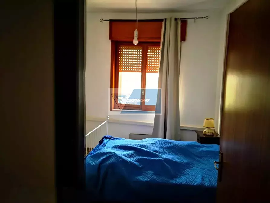 Immagine 12 di Casa trifamiliare in vendita  a Noto