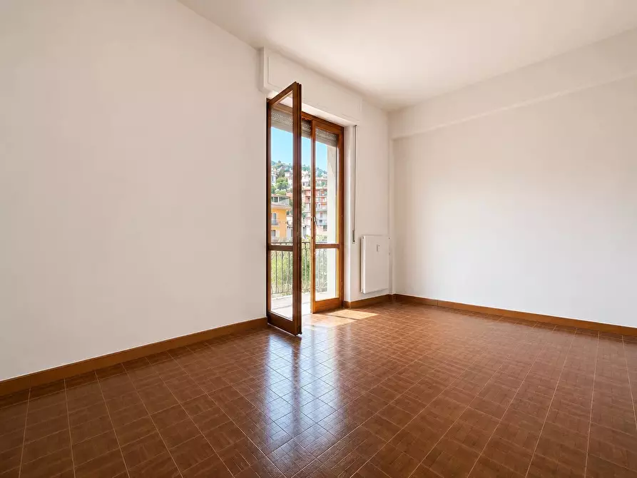 Immagine 5 di Casa trifamiliare in vendita  in Corso XXV aprile a Avegno