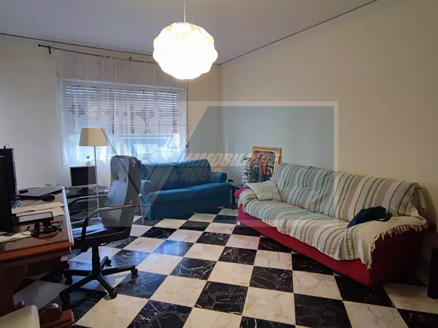 Immagine 11 di Casa trifamiliare in vendita  in VIA GAGLIARDI a Siracusa