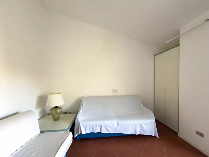 Immagine 19 di Casa trifamiliare in vendita  in Via della Bilancia, 8 a Olbia