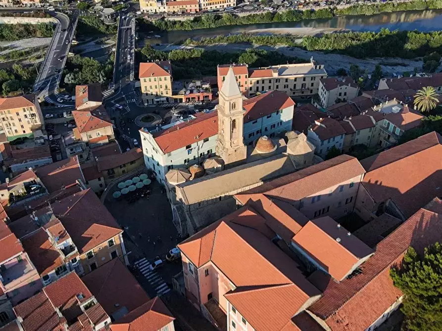 Immagine 17 di Casa trifamiliare in vendita  in Via Giuseppe Garibaldi, 6 a Ventimiglia