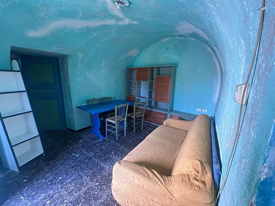 Immagine 5 di Casa trifamiliare in vendita  a Ventimiglia