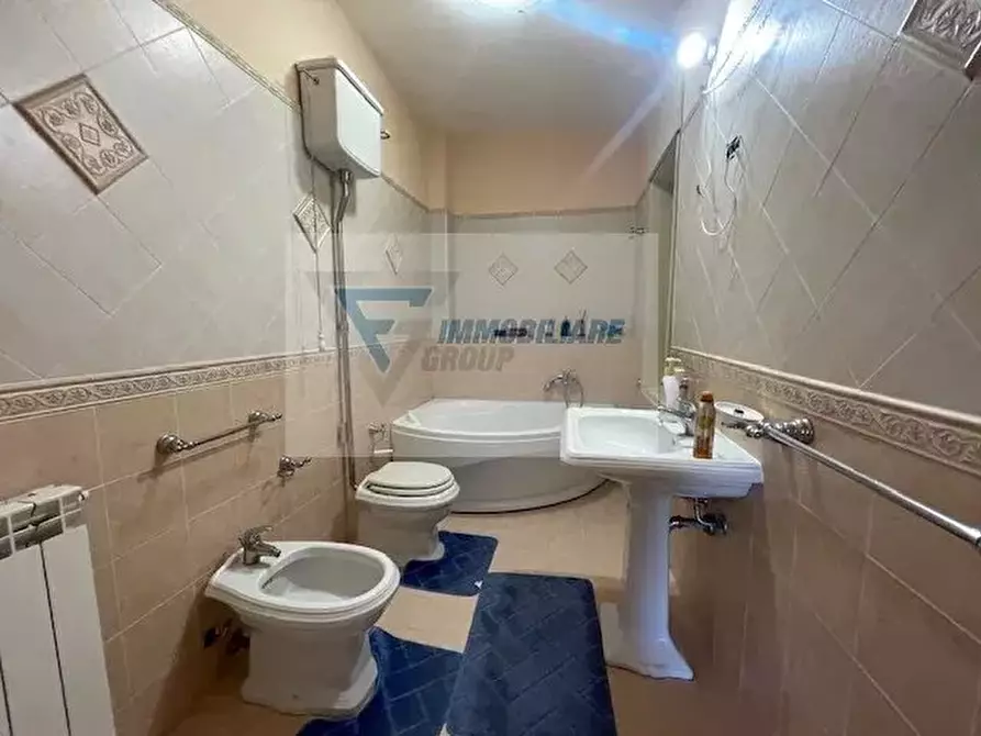 Immagine 16 di Casa trifamiliare in vendita  in Viale Dei Comuni a Siracusa