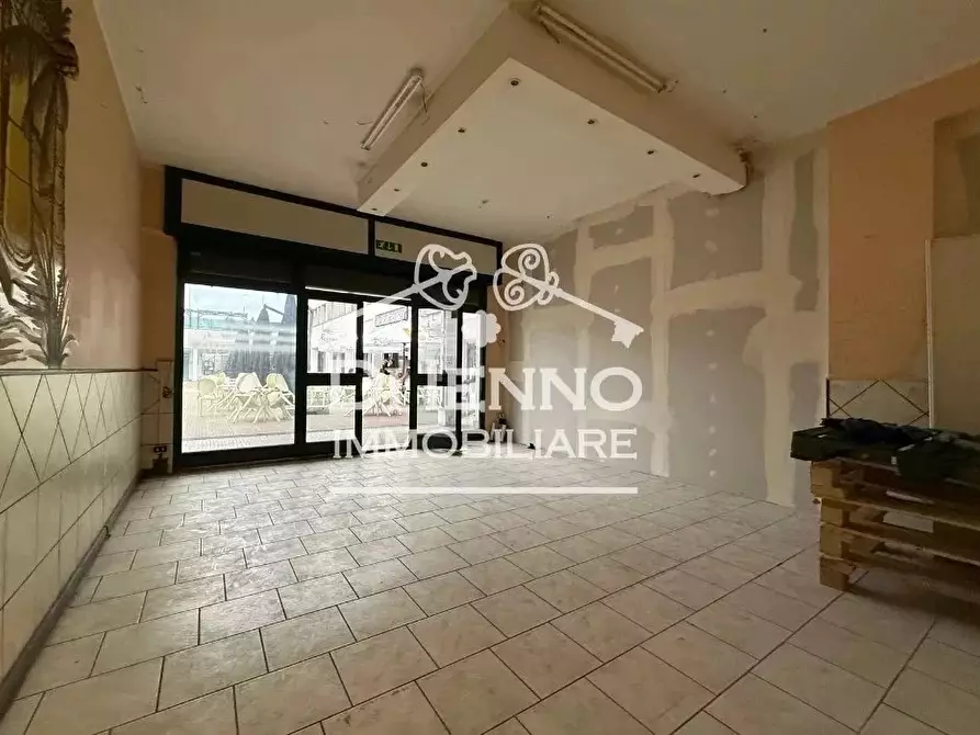 Immagine 1 di Attico in affitto  in Viale Gino Cervi a Roma