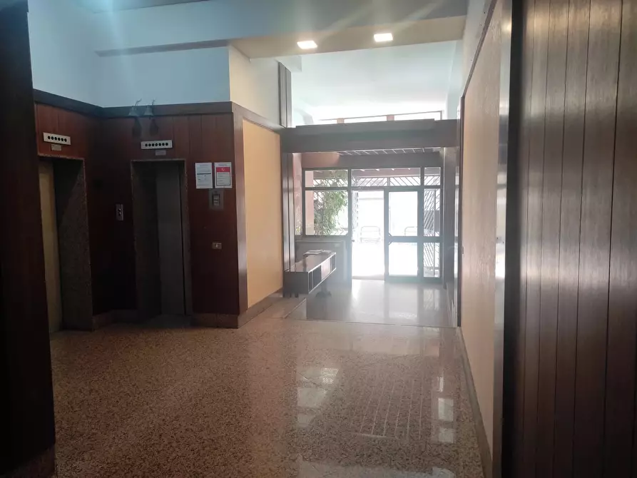 Immagine 7 di Castello in vendita  in Via Dogali 1a a Messina