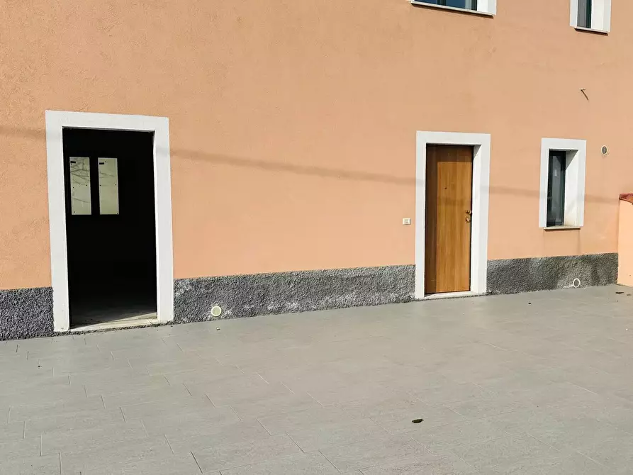 Immagine 3 di Casa bifamiliare in affitto  in Via Piano Lago a Bianchi