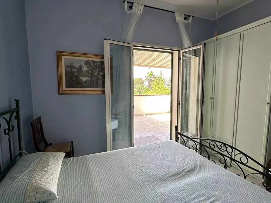 Immagine 10 di Casa trifamiliare in vendita  in Via Ischia, 18 a Villapiana