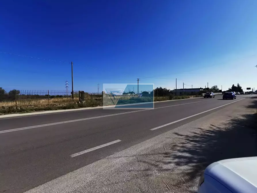 Immagine 2 di Terreno in vendita  in Strada Statale 114 Orientale Sicula a Priolo Gargallo