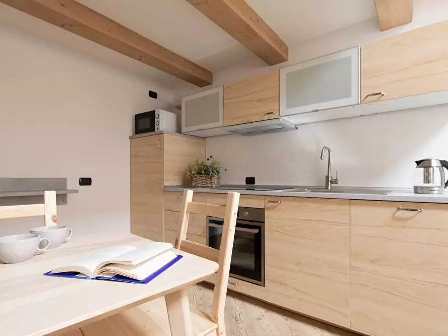 Immagine 4 di Casa trifamiliare in vendita  in Via Roma, 39 a Bormio