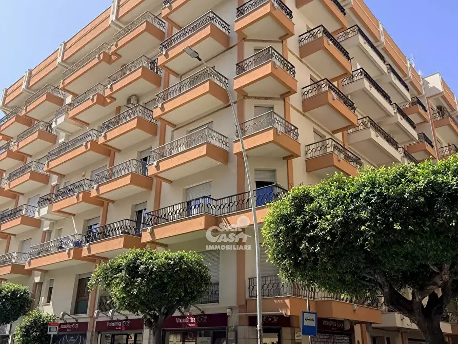 Immagine 4 di Casa trifamiliare in vendita  in Via Mazzini, 166 a Marsala