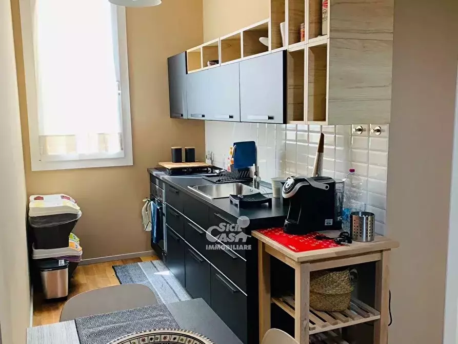 Immagine 2 di Casa trifamiliare in affitto  a Marsala
