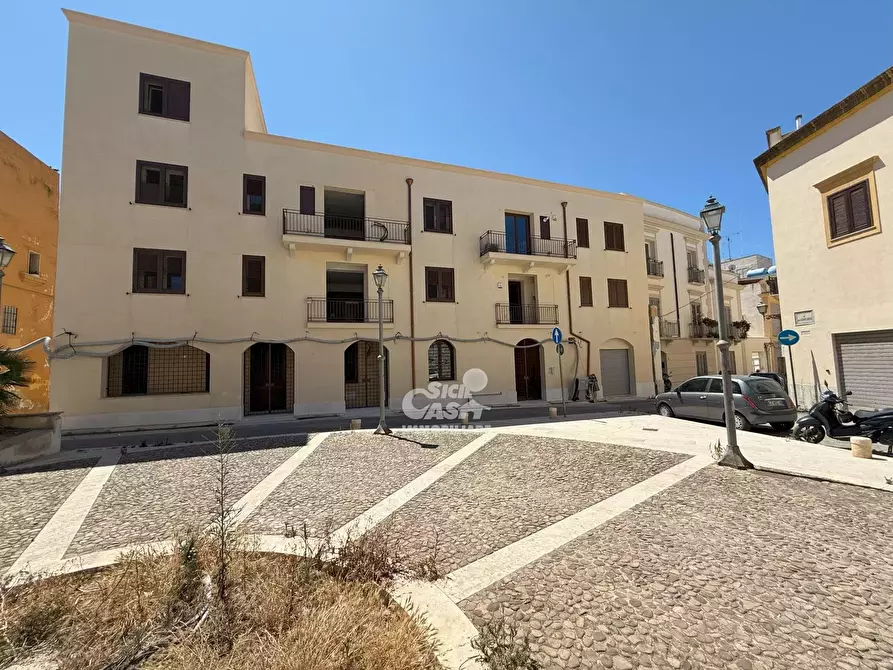 Immagine 1 di Casa trifamiliare in vendita  a Marsala