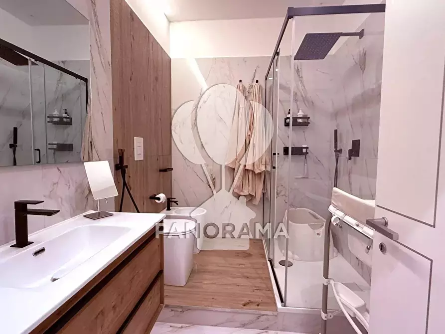 Immagine 15 di Casa trifamiliare in vendita  in Via Galileo Galilei a Balestrate