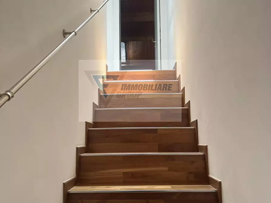 Immagine 3 di Casa trifamiliare in vendita  in Viale Edoardo Garrone a Buccheri