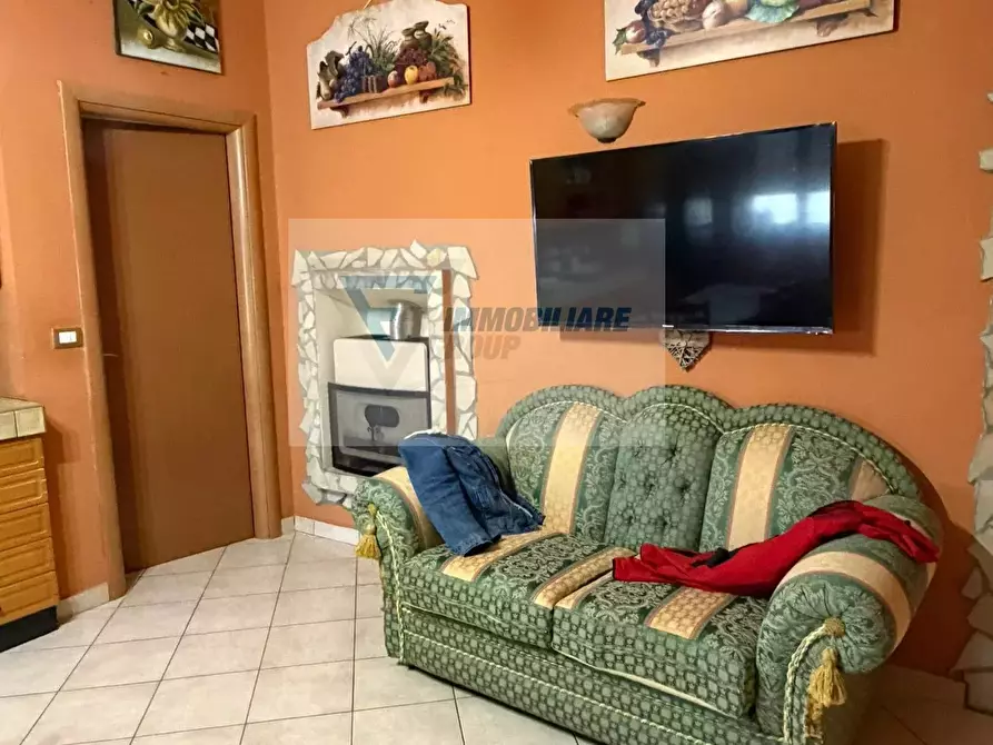 Immagine 4 di Casa trifamiliare in vendita  in Via Luigi Pirandello a Buccheri