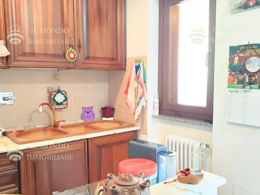 Immagine 13 di Casa trifamiliare in vendita  a Casape