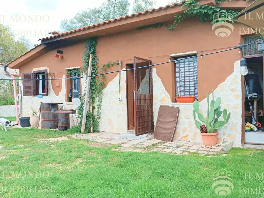 Immagine 1 di Terreno edificabile in vendita  in Strada Della Cascianella, snc. a Palombara Sabina