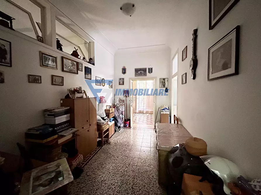 Immagine 8 di Casa trifamiliare in vendita  in VIA MIRABELLA a Siracusa