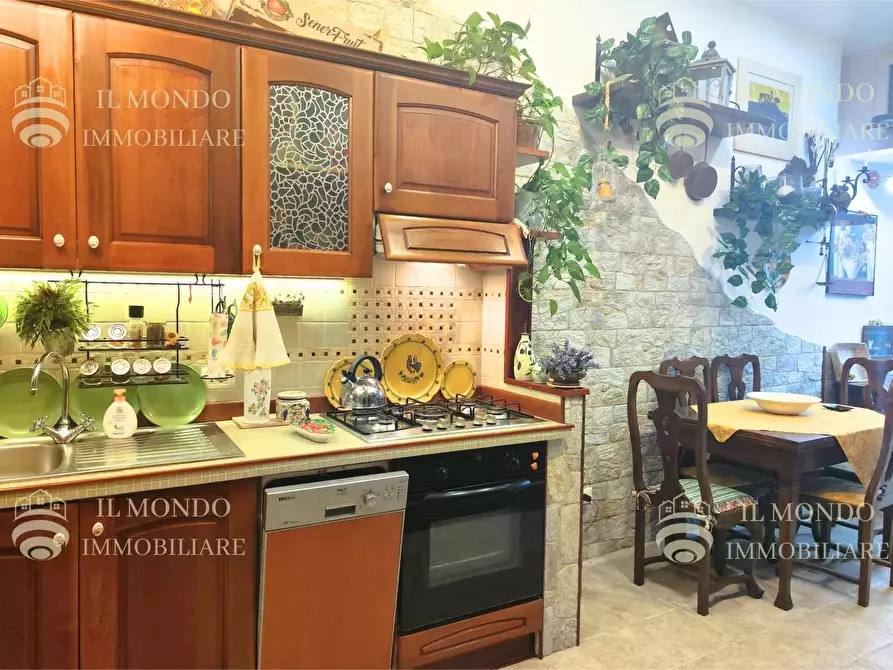 Immagine 57 di Casa trifamiliare in vendita  in Viale Luigi Greco Cretone a Palombara Sabina